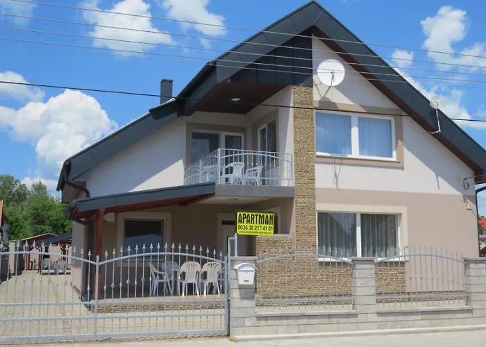 22 Feroehelyes Apartament